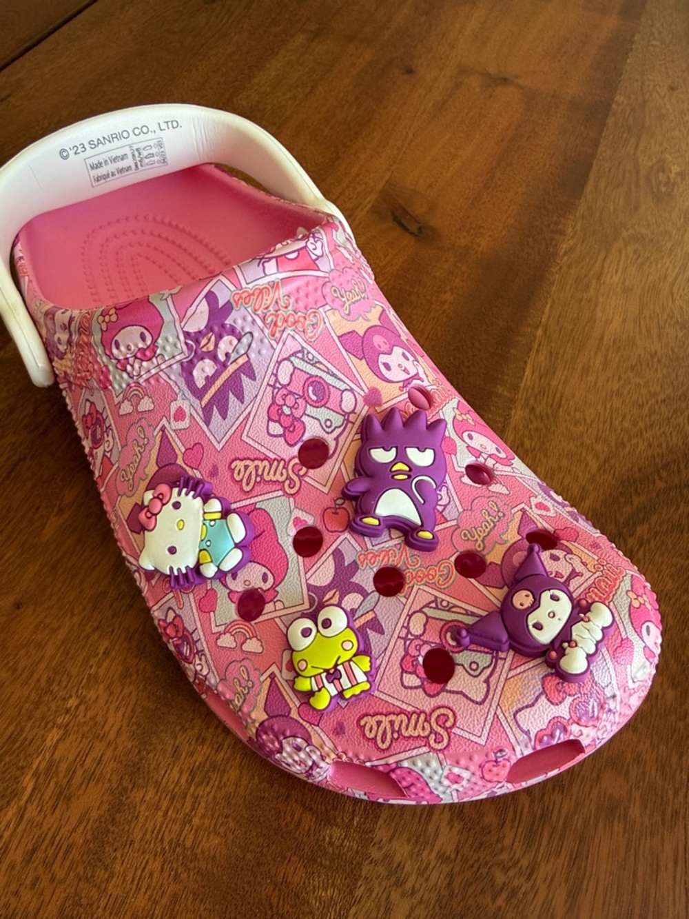 Sanrio Pink Hello Kitty and Friends x Crocs Adult Classic Clog Size M6 W8 - Picture 8 of 15